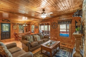 Cabin, 3 Bedrooms | Living area | Smart TV - Elk Crossing 3 Bedroom Cabin (Pigeon Forge)