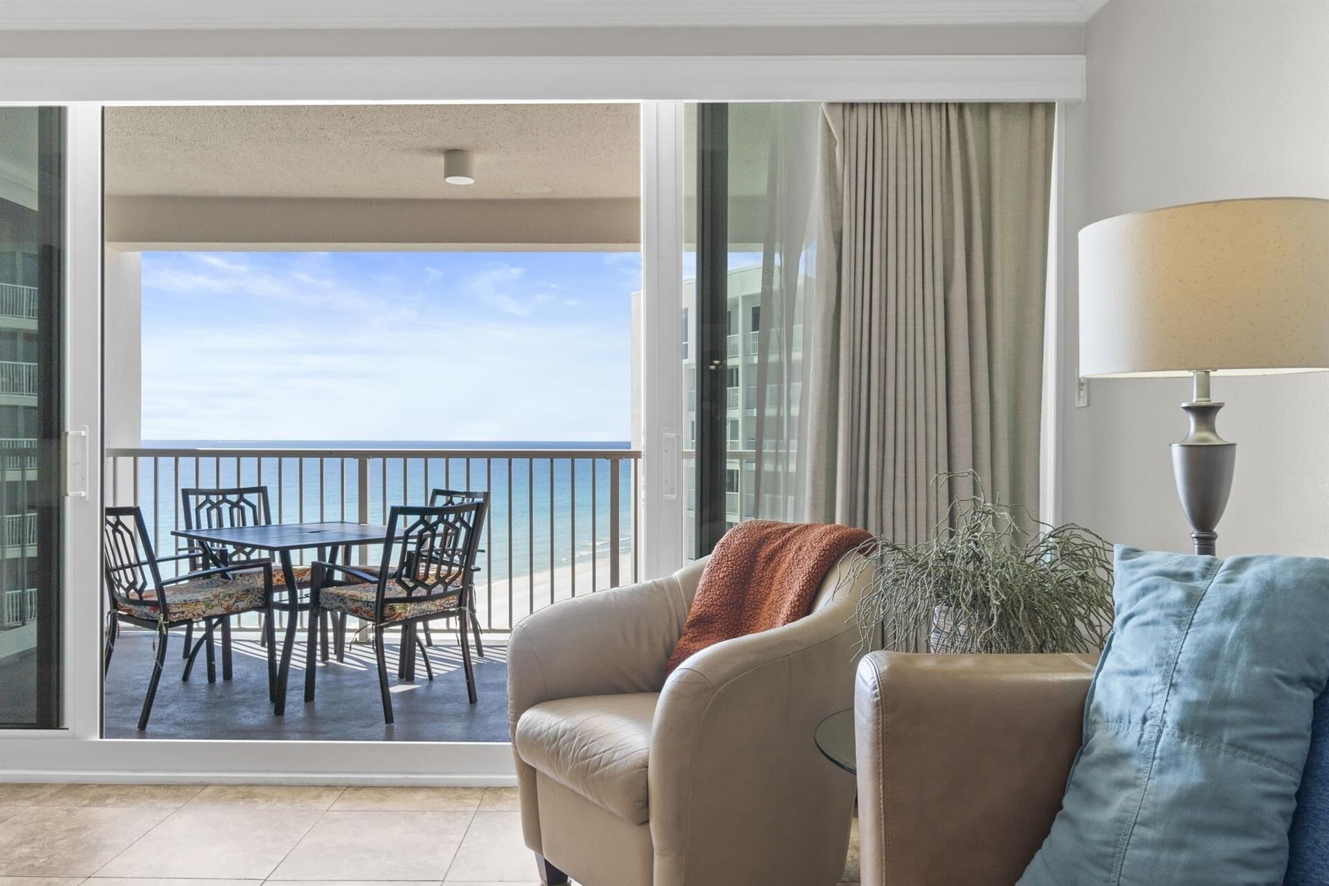 Apartment, 2 Schlafzimmer | Wohnbereich | Smart-TV