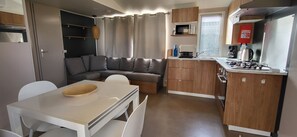 Private kitchen - Mobilhome - Camping 4* Siblu Le Montourey Fréjus (Fréjus)