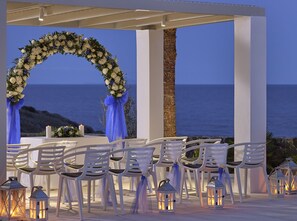 屋外バンケット スペース