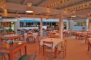Dining - Sea Melody Beach Hotel and Apartments (Rhodes)