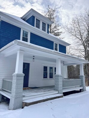 Exterior - Kenoza Lake Waters w/Lake Access~Canoe~<br>Ice-fish (Callicoon)