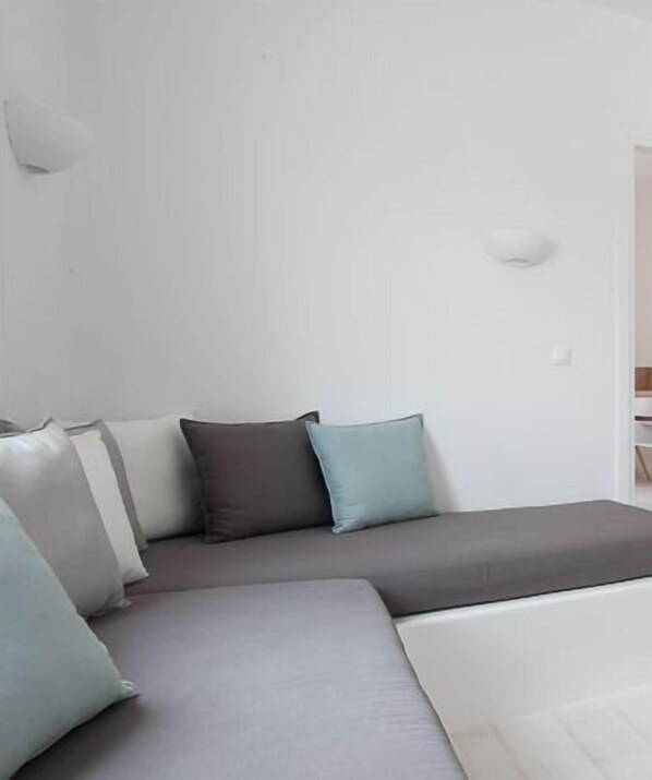 Interior - The A Hotel by Mykonos Arhontiko (Mykonos)