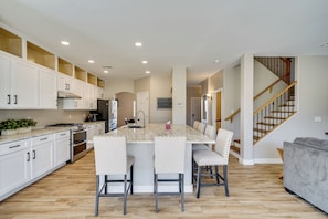 Fridge, microwave, stovetop, dishwasher - 8 Mi to Saguaro National Park: Family Home w/ Yard (Tucson)