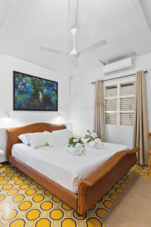 3 bedrooms, desk, iron/ironing board, free WiFi - Villa Papaya
Comfortable villa with private pool and sea view (Willemstad)