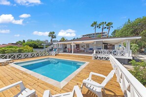 Outdoor pool - Villa Papaya
Comfortable villa with private pool and sea view (Willemstad)