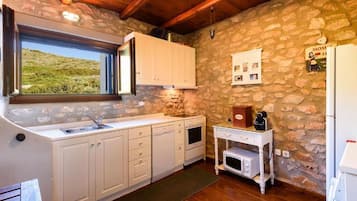 House, Partial Sea View | Private kitchen | Espresso maker, electric kettle, high chair