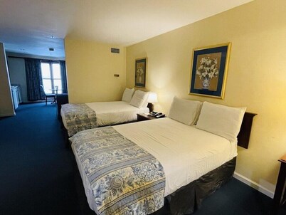 Greenville Inn & Suites