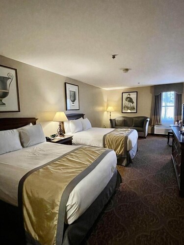 Greenville Inn & Suites
