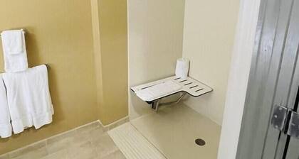 Greenville INN Suites