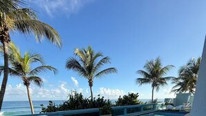 Unclassified image, 4 of 39, button - Hamaca Amazing Ocean View 302 (Dorado)
