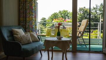 Apartment | Living room