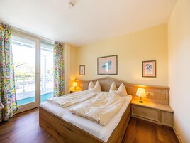 1 habitación y muebles diferentes 