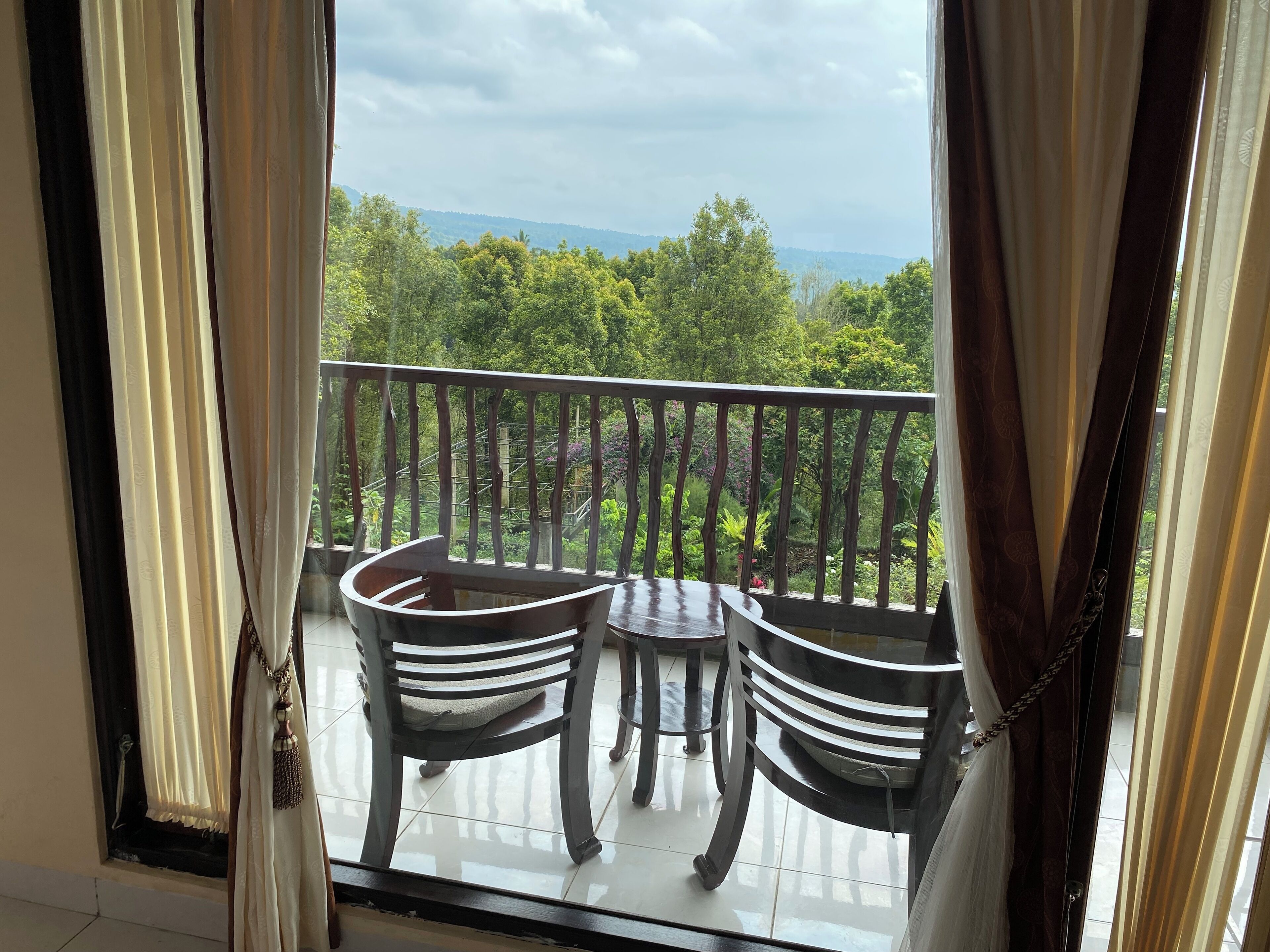 Dobbelt- eller tomannsrom – standard, balkong, hageutsikt | Innvendig