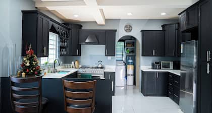 Chenko Villas & Cars