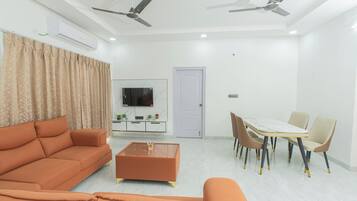 Penthouse | Living room