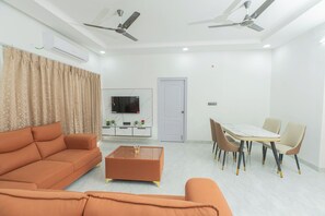 Penthouse | Living room