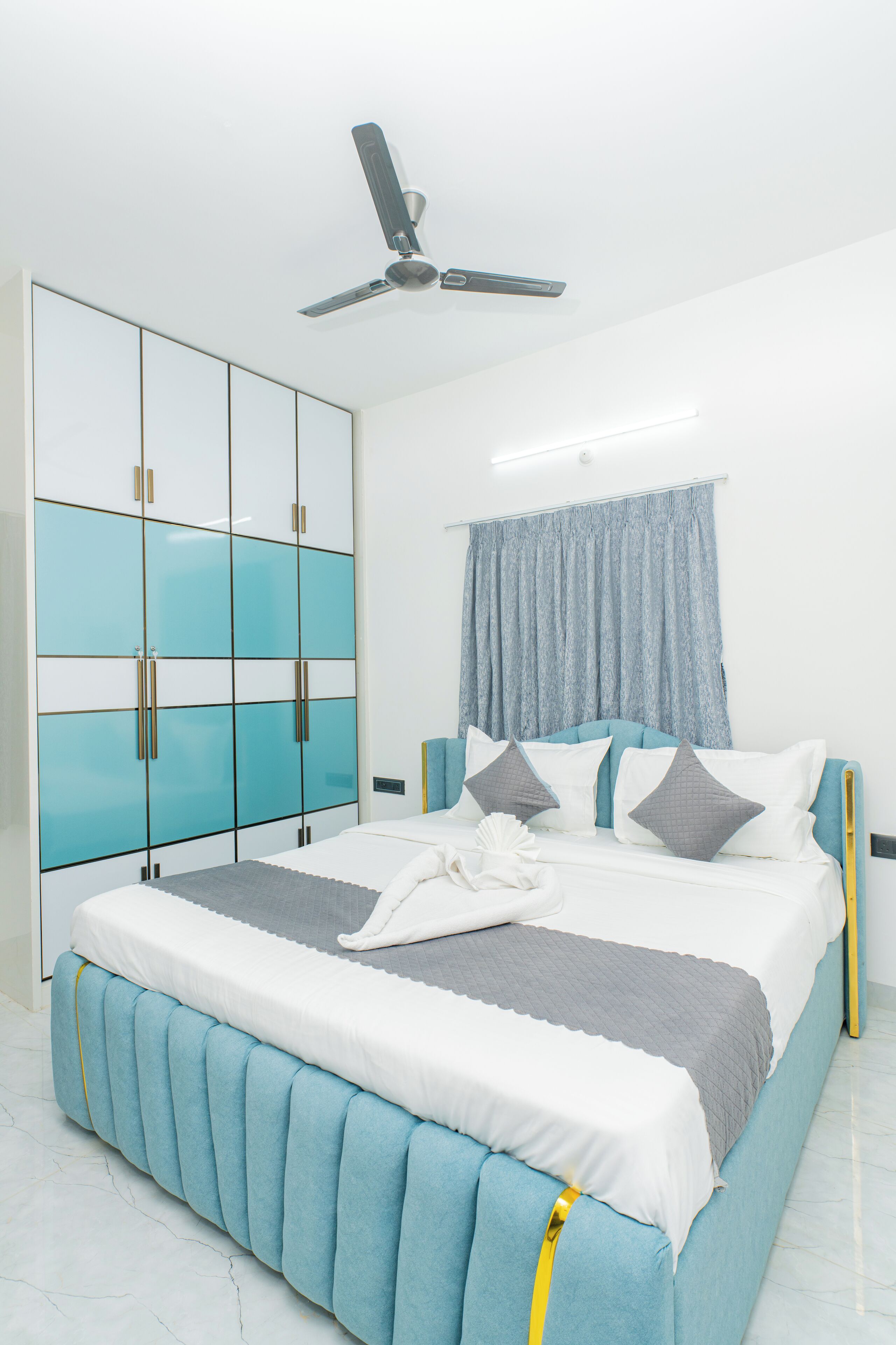 Phòng Suite | Bàn, bàn ủi/dụng cụ ủi quần áo, truy cập Internet không dây miễn phí 