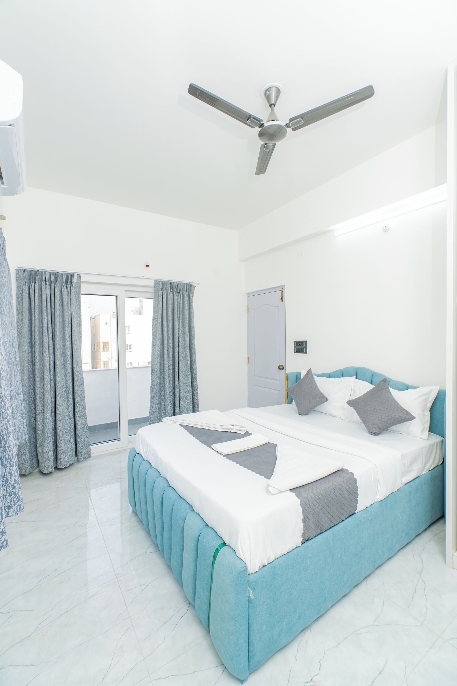 Penthouse | Skrivbord, strykjärn/strykbräda och gratis wi-fi