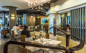 Dining - Yaya Towers and Hotel (Nairobi)