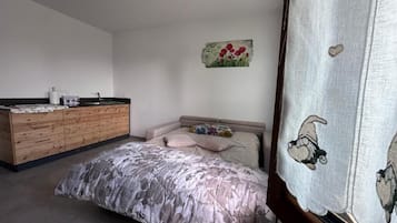 Apartment, Patio, City View