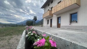 Property grounds - AI 7 NANI (Peron)