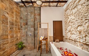 Bathroom - Bije Suite Bisma Ubud (Ubud)