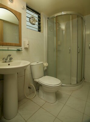 Bathroom - Garden Residence (Dhaka)