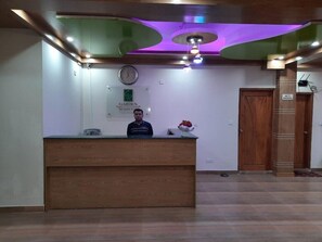 Lobby - Garden Residence (Dhaka)