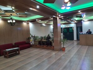 Lobby - Garden Residence (Dhaka)