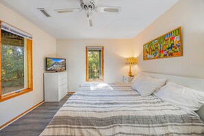3 Schlafzimmer, Schreibtisch, kostenloses WLAN, Bettwäsche