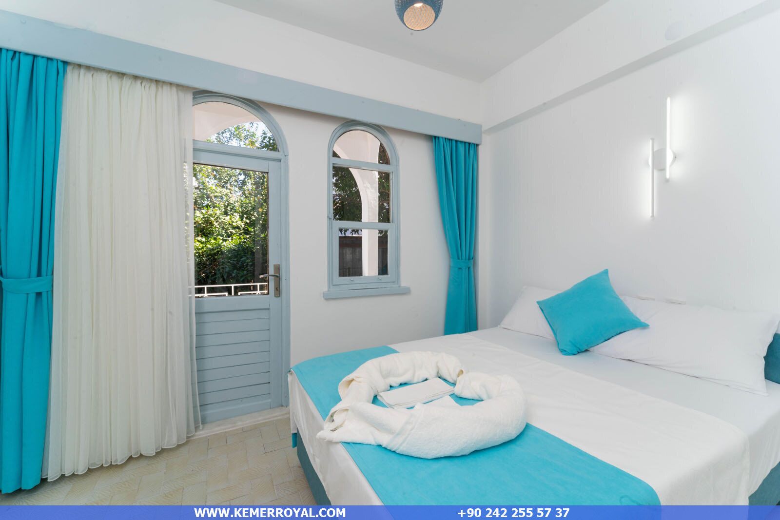 Kamar Double Standar, balkon, pemandangan kebun | Tirai kedap cahaya dan Wi-Fi gratis