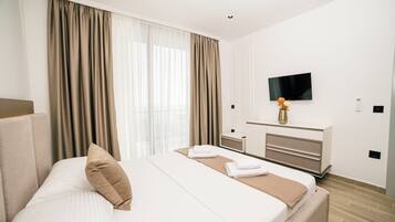 3 camere, Wi-Fi, lenzuola