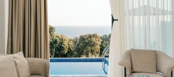 Omena Luxury Villas - 3 Bedroom Villa with Pool & Sea View - Utjeha