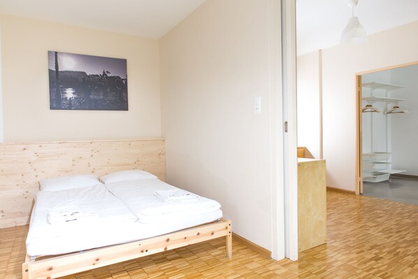 Room - Stay at Basel SBB (Basel)