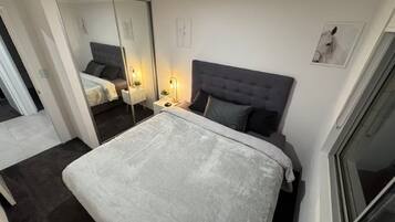 3 Schlafzimmer, Bügeleisen/Bügelbrett, Internetzugang, Bettwäsche