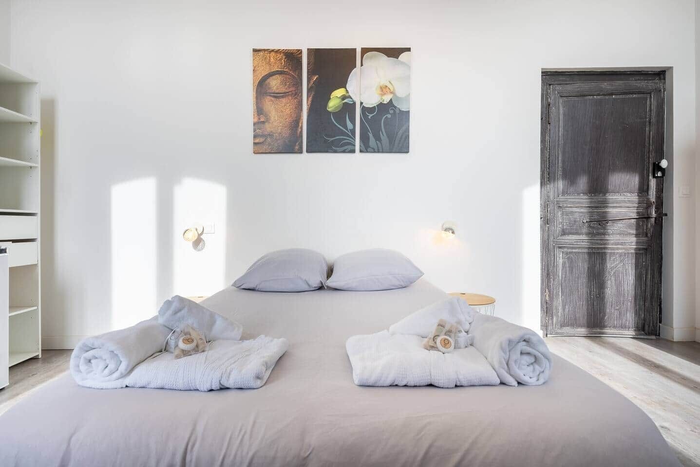 8 chambres, bureau, fer et planche à repasser, Wi-Fi gratuit