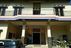 Exterior detail - Siola Hotel (Labuan Bajo)