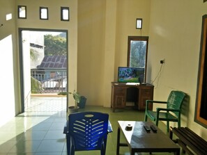 Interior - Siola Homestay (Labuan Bajo)