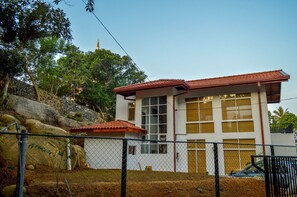 Bahagian luar