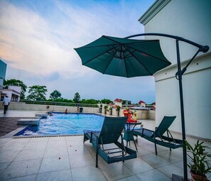 Pool - Barsana Hotel & Resort (Siliguri)