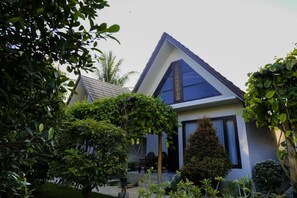 Exterior - JM Hotel Bar & Karaoke (Kuta)