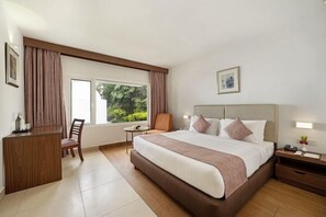 Room - Sterling Yercaud (Yercaud)