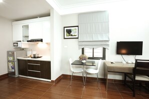 Dining - Istay Studio Apartment (Hanoi)