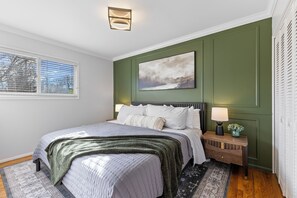 3 soverom, strykejern/-brett, wi-fi og sengetøy