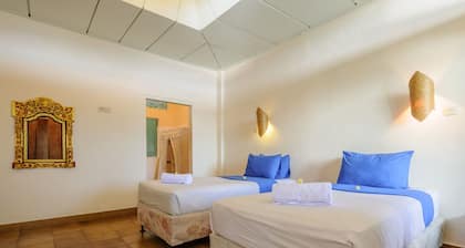 Lakeview Hotel and Restaurant