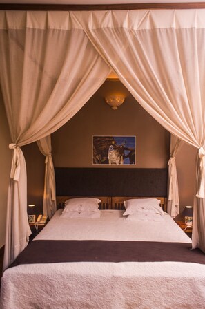 Room - Les 3 Metis Hotel and Restaurant (Antananarivo)