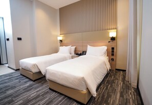 2 Bedrooms Premium Apartment | Blackout drapes, iron/ironing board, free cribs/infant beds, free WiFi - Azha Alriyadh (Riyadh)