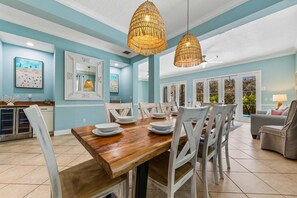 Dining - Epic Reunion Playhouse  Theater, Slides, Arcade, Private Pool & Spa (Kissimmee)