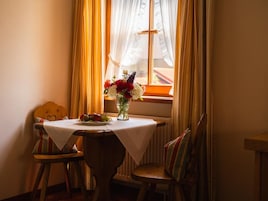 Apartment | Living room